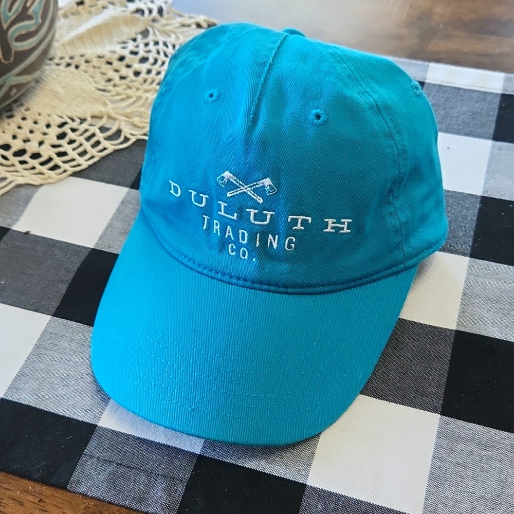 DULUTH TRADING CO. CAP
